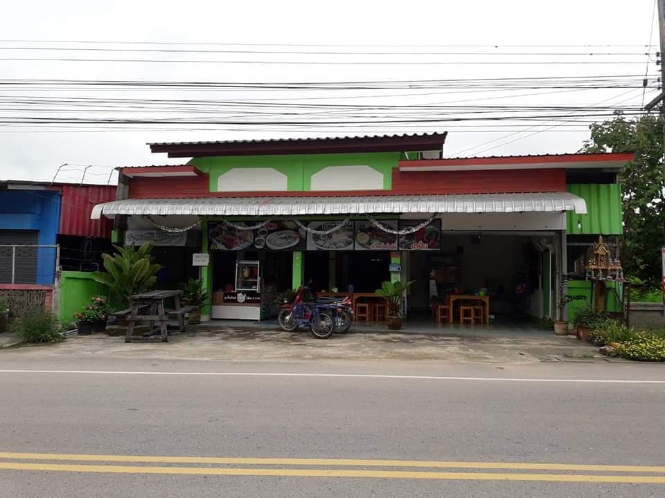 บ้านพร้อมทำธุระกิจร้านอาหาร บ้านปางป้อง ต.ลอ อ.จุน 0-1-68ไร่