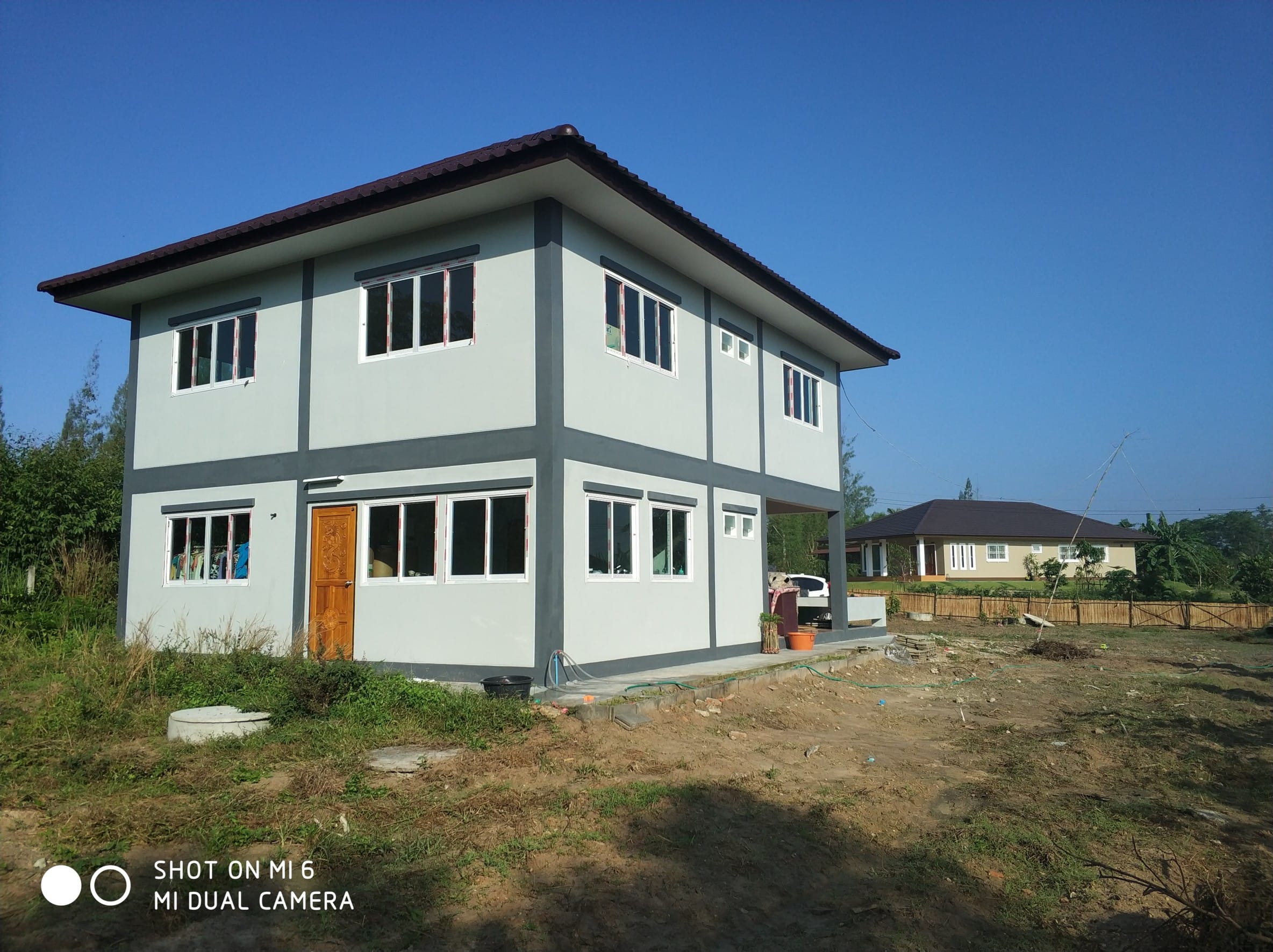 บ้านเดี่ยว 2 ชั้น พร้อมที่ดิน หนองอิรุณ