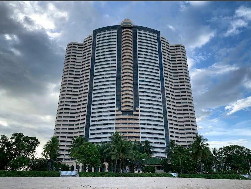 คอนโด (Condotel Cliff & Beach )  ห้องชุด 2 ห้องนอน 2 ห้องน้ำ ที่เห็นวิวทะเลชะอำทุกห้อง
