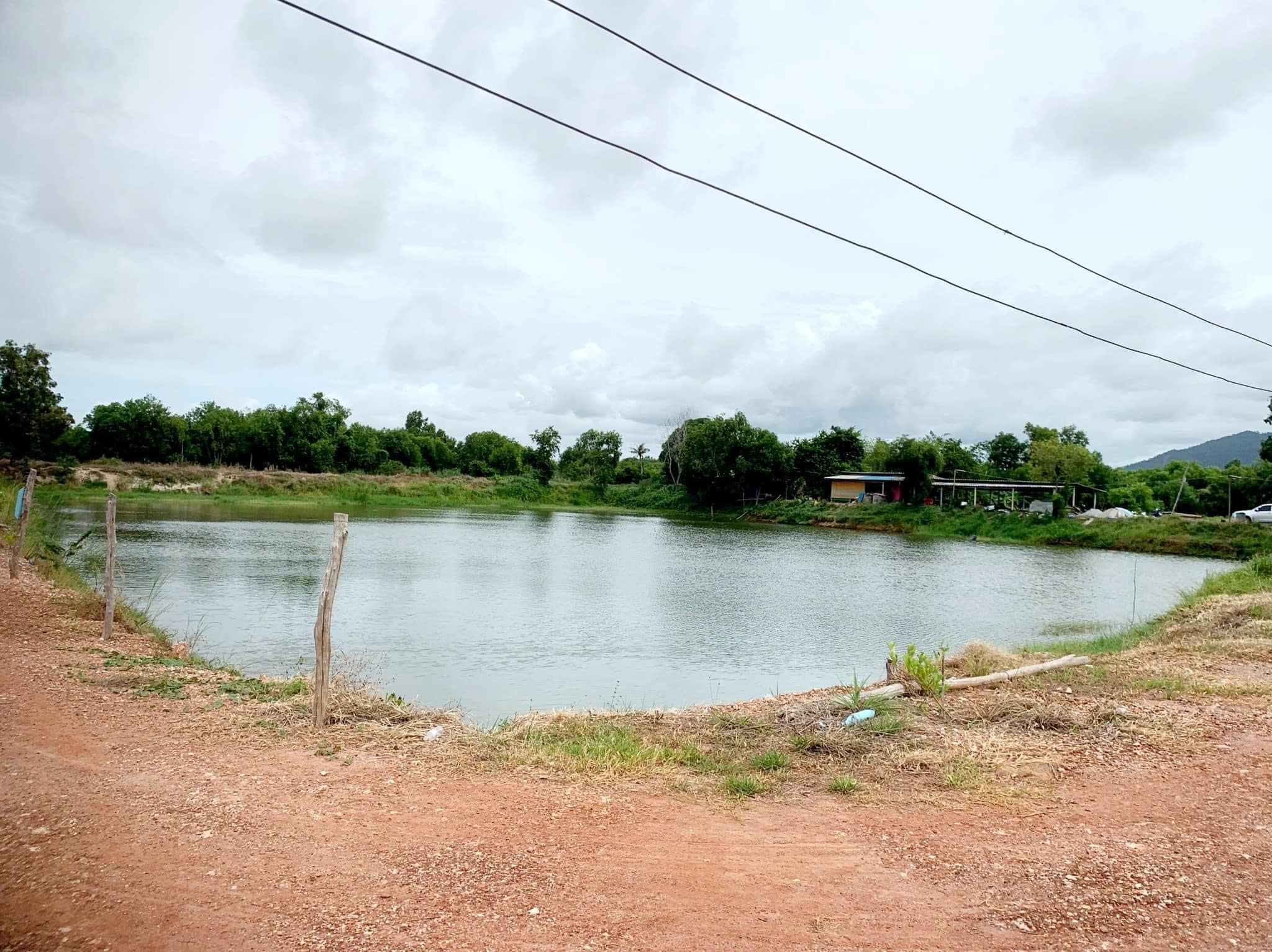 ที่สวยใกล้หาดแม่รำพึง อ.เมืองระยอง จ.ระยอง 21-0-89 ไร่
