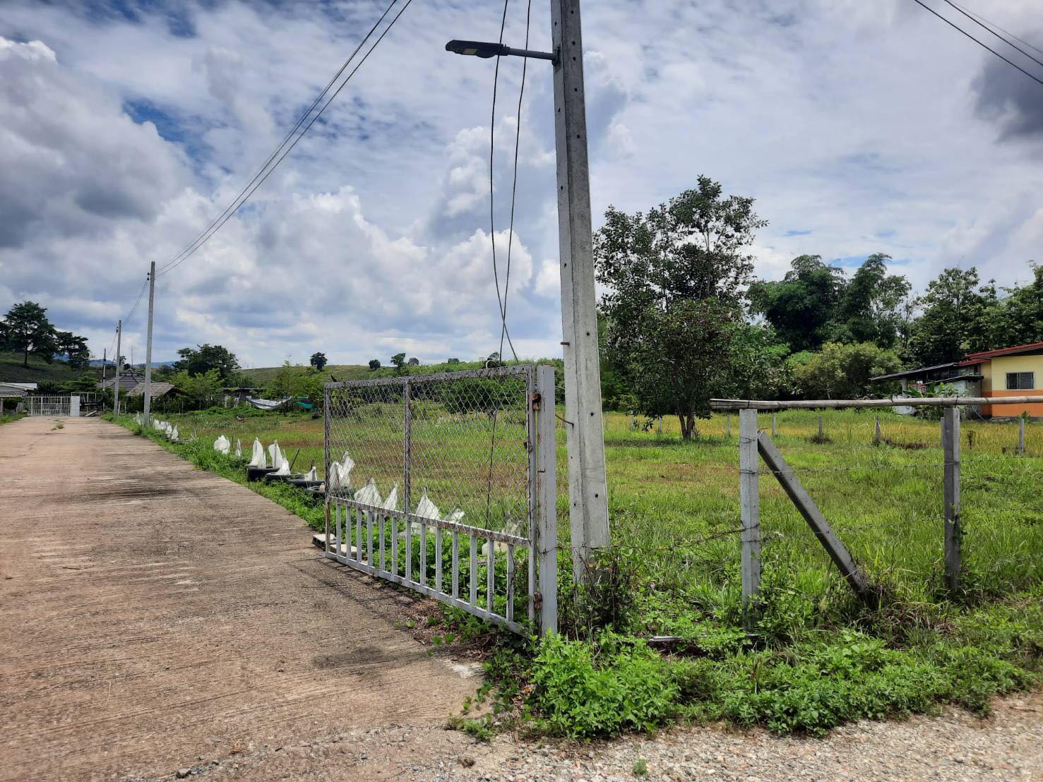 ที่ดินเปล่าแบ่งขาย เมืองเชียงราย 0-2-67.2