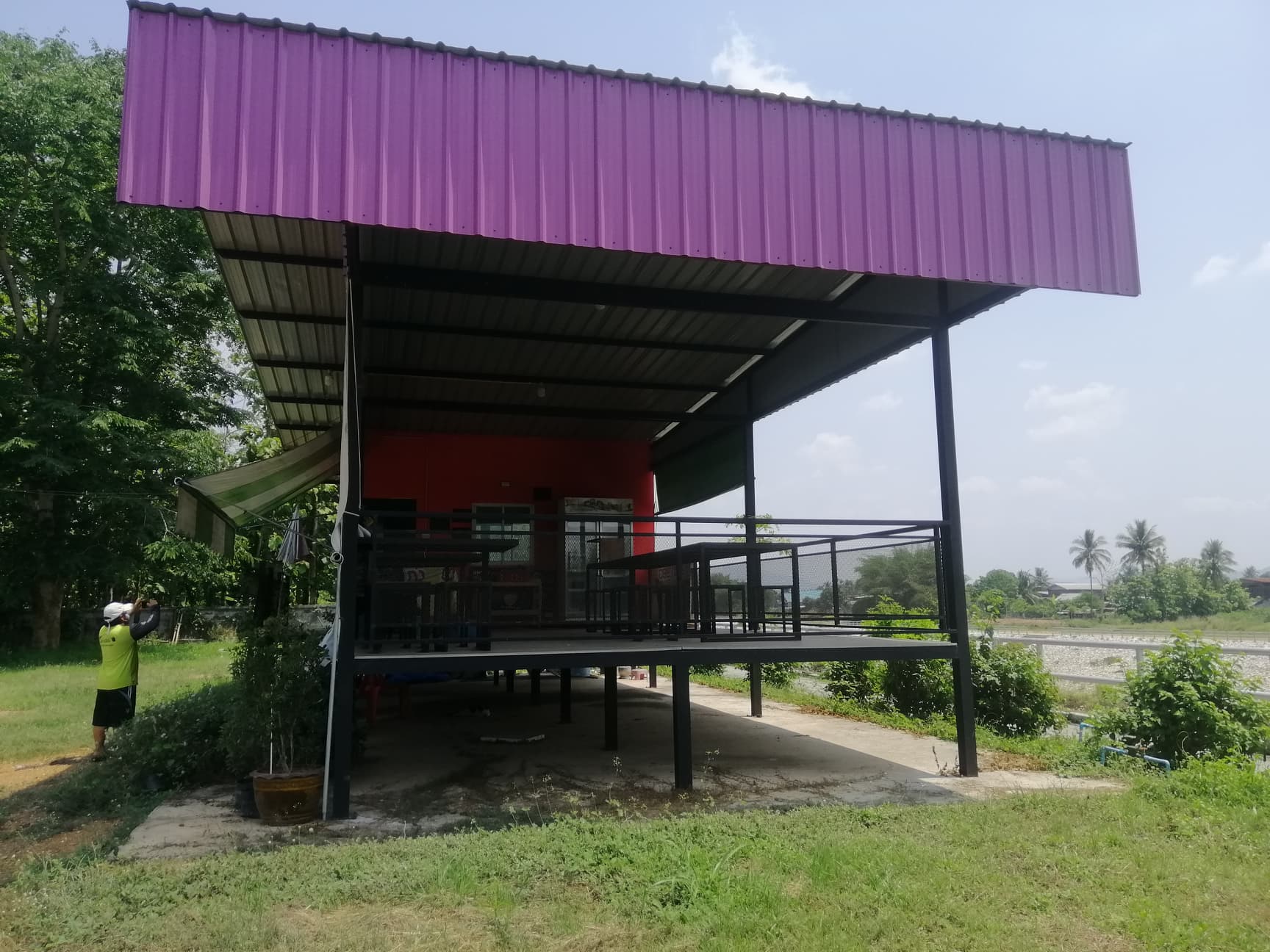 ที่ดินพร้อมบ้านและกิจการ เมืองเลย 1-0-84