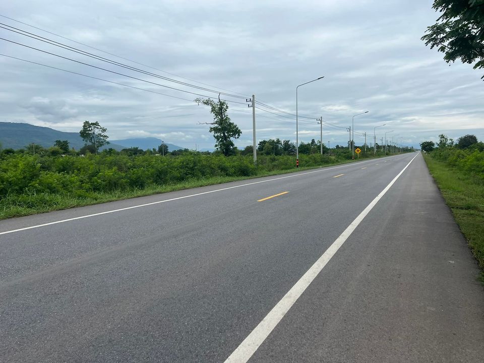 ที่ดินติดถนนบายพาสทางเลี่ยงเมืองภูเขียว  ชัยภูมิ 1 ไร่