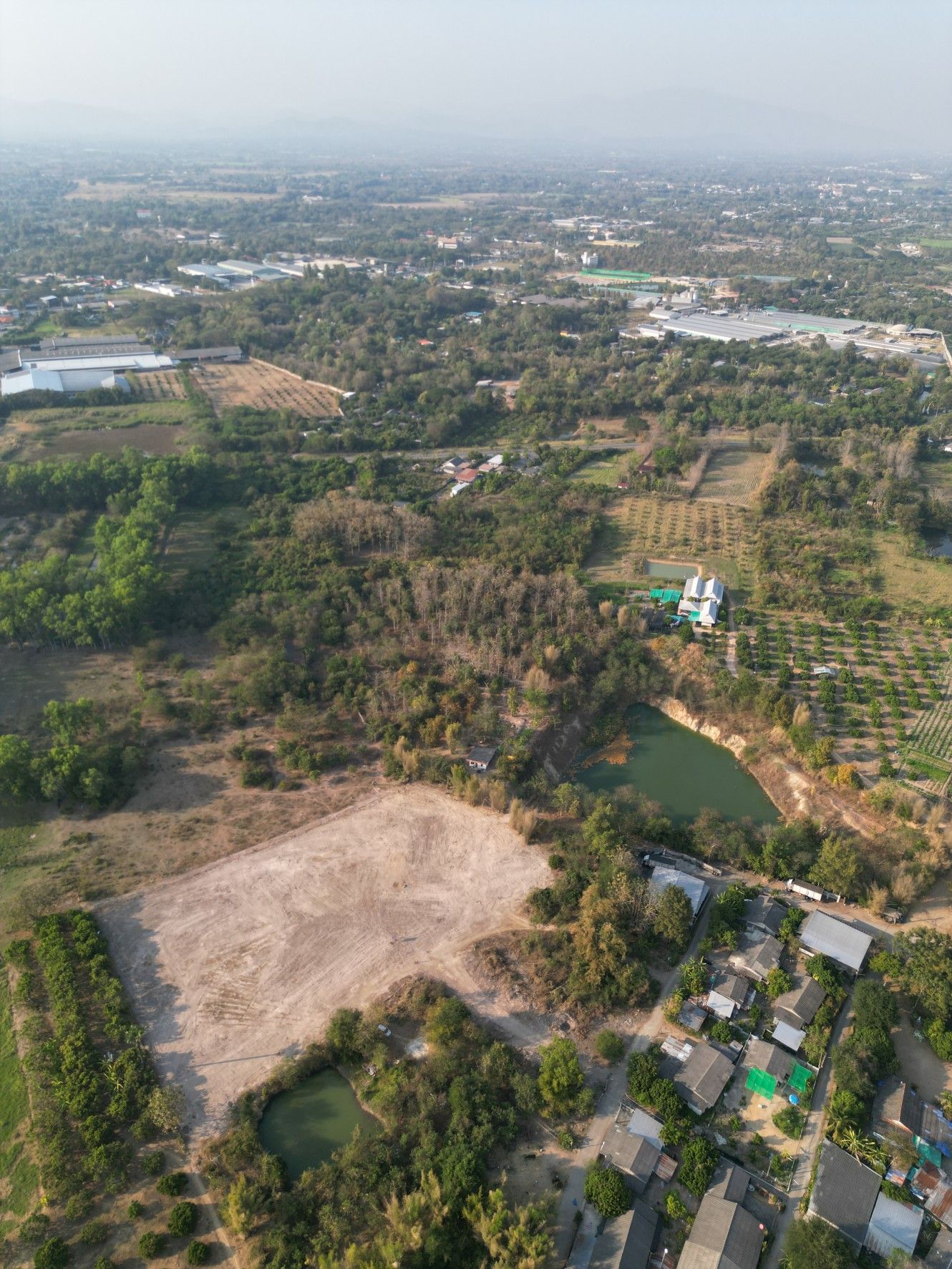 ที่ดิน บ้านพระเจ้าทองทิพย์ เทศบาล ต.บ้านกลาง อ.สันป่าตอง จ.เชียงใหม่