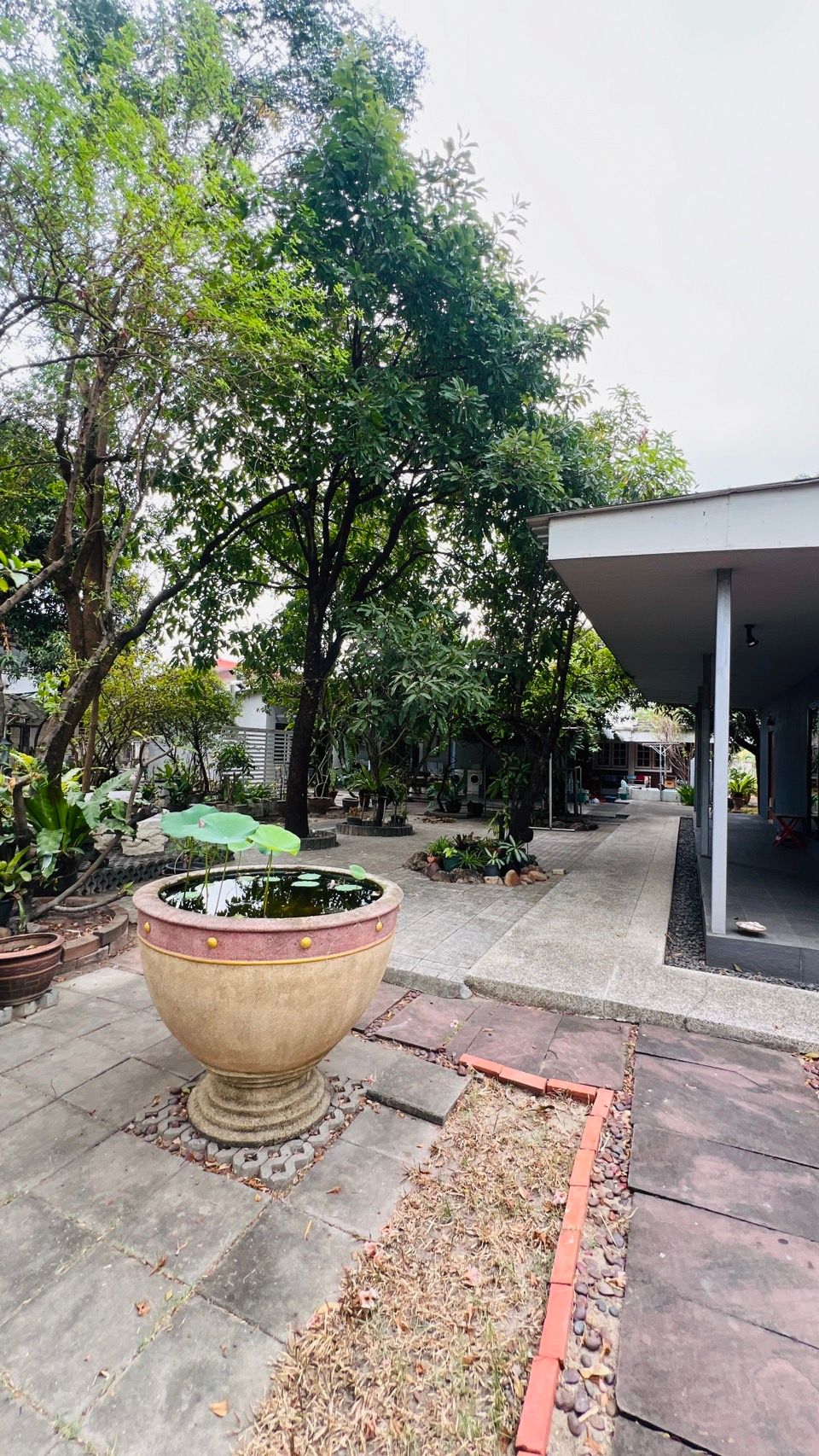 ขายที่ดินพร้อมบ้าน วิภาวดีรังสิต 1-2-43