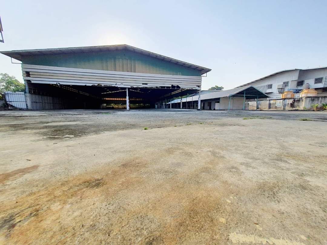 ที่ดินพร้อม อาคาร โรงงาน