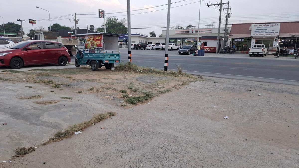 ขายด่วน ‼️บ้านพร้อมที่ดิน เนื้อที่บ้าน 137 ตร.วา3 ห้องนอน 1 ห้องน้ำหน้าบ้านกว้าง ประมาณ 14-15 เมตร