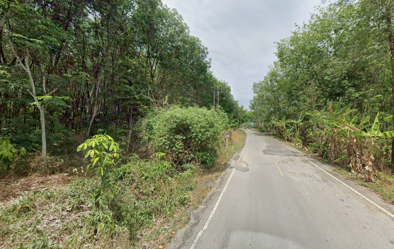 ที่ดินใกล้หนองพะวา ห่างสี่เลนสาย 3471 ประมาณ 300 เมตร