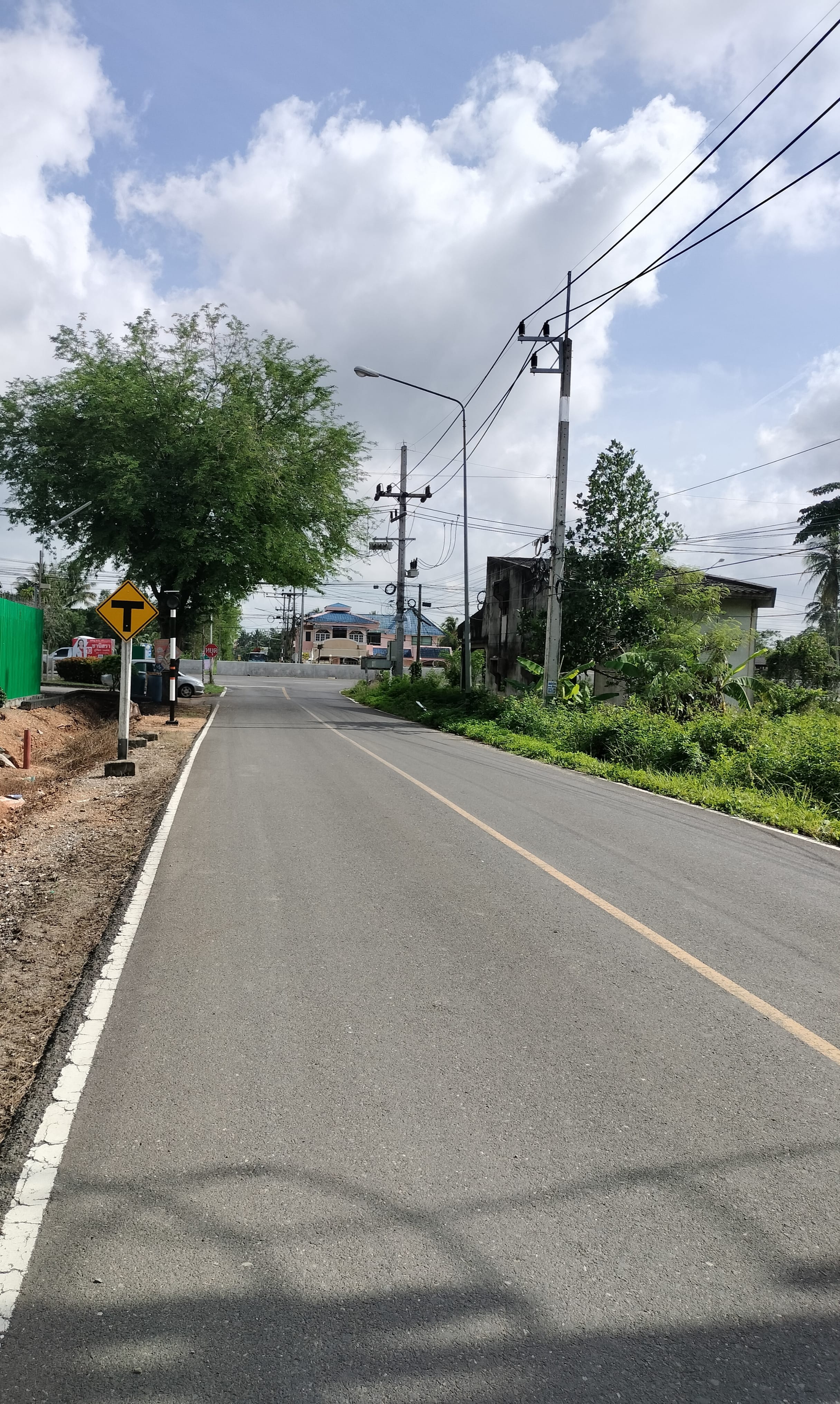 ที่ดิน 1 ห้อง ข้างปั๊มน้ำมันพีทีบ้านกลาง ควนลัง หาดใหญ่