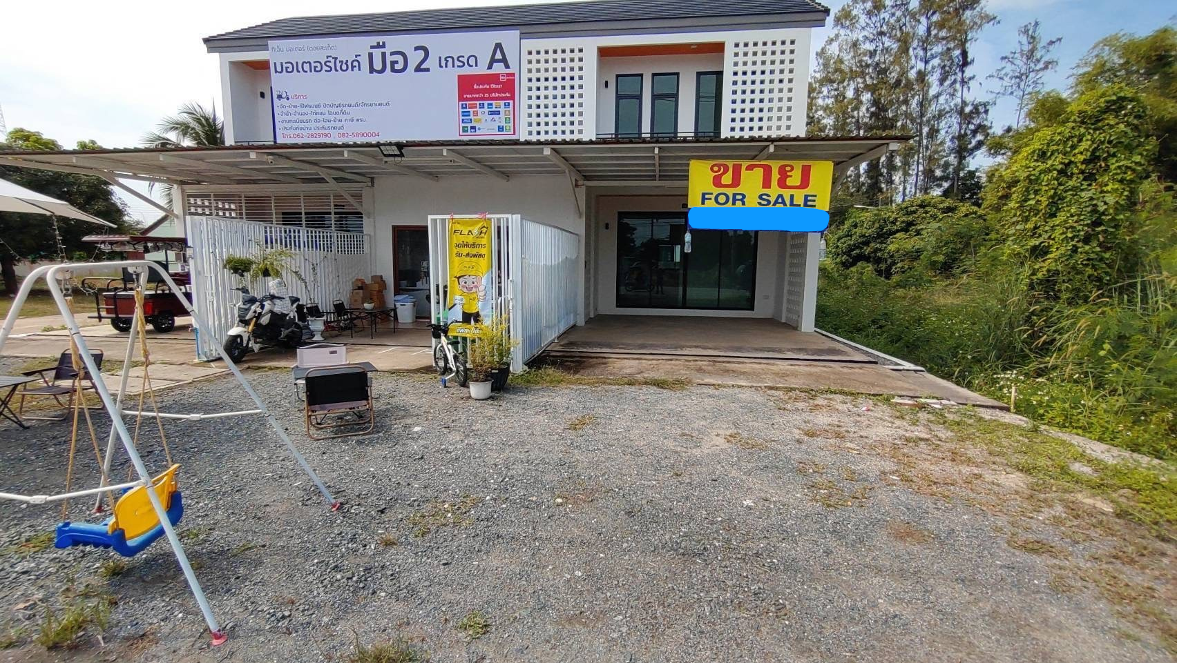 ทาวน์โฮมหัวมุม 2 ชั้น ดอยสะเก็ด 2 ห้องนอน 30.3 ตร.ว. ทำเลดี เดินทางสะดวก พร้อมเข้าอยู่ เพียง 2.3 ล้านบาท