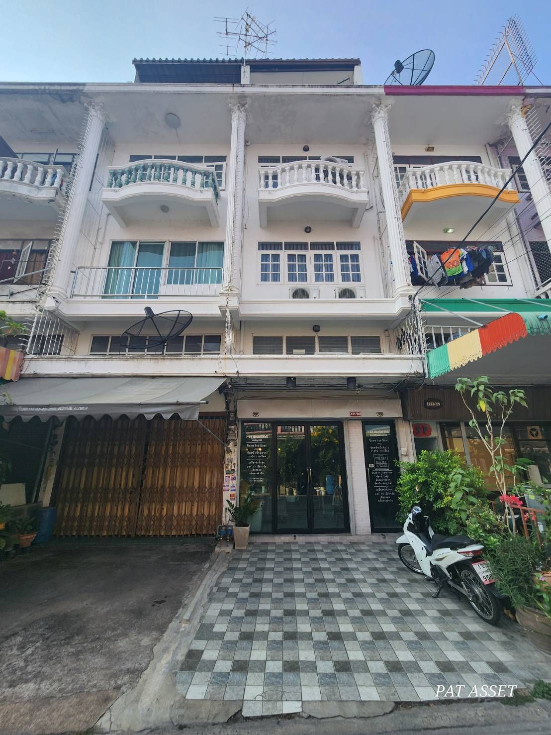 ขายกิจการ Hostel อพาร์ทเม้นท์ ซ.จรัญฯ 33 ตึกแถว 1 คูหา 19 ตร.วา