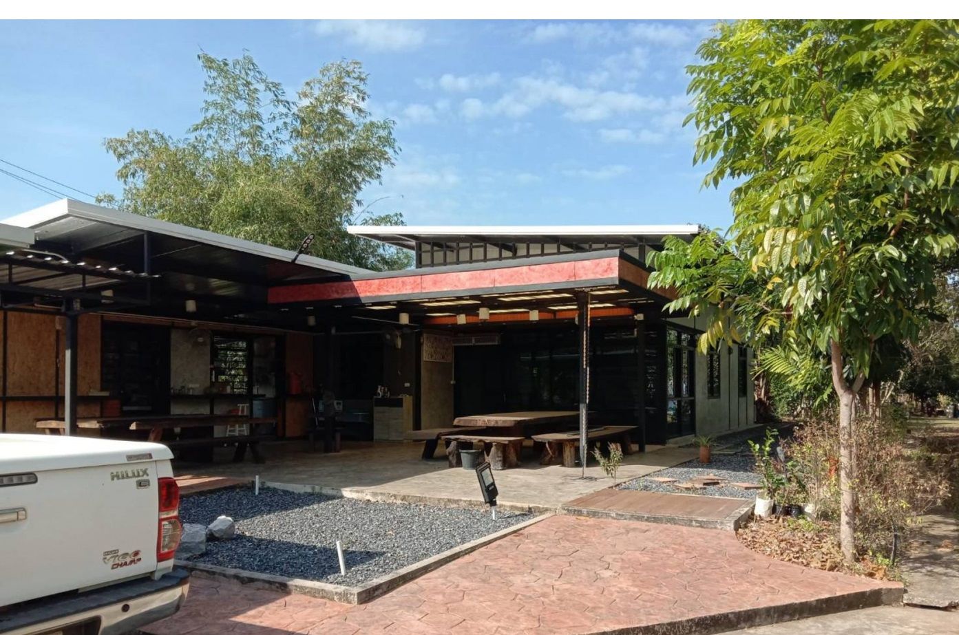 ขายบ้านสวนปราจีนบุรี บ้านสวยสไตล์รีสอร์ท"ขายถูกมาก