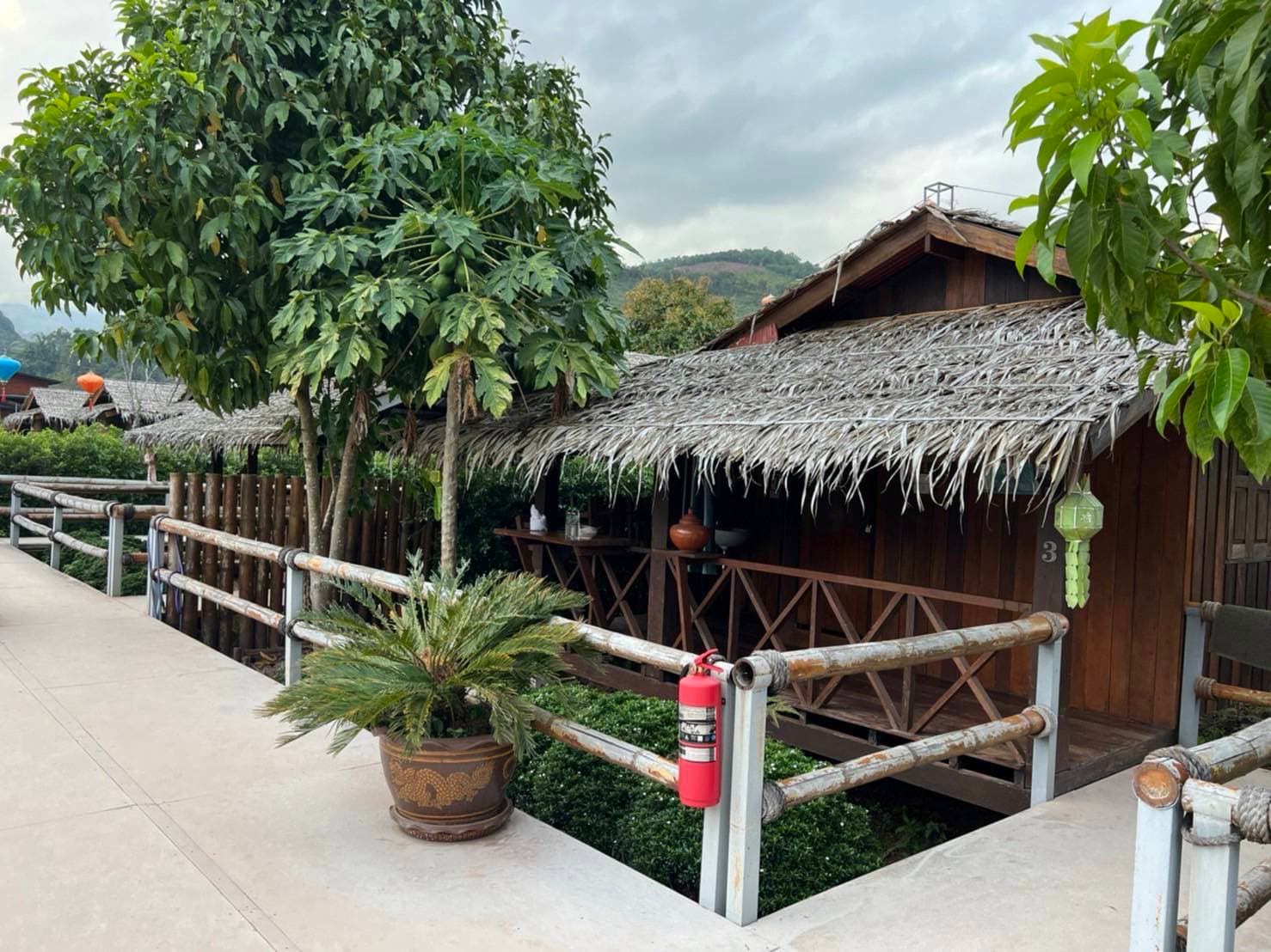 ที่ดินพร้อมกิจการรีสอร์ท บ่อเกลือ น่าน