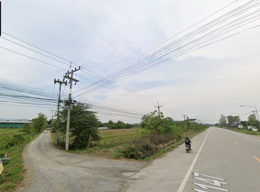 ขายที่ดินลำพูน อำเภอเมืองลำพูน ติดถนนสาธารณะ บรรยากาศดี ใกล้ชุมชน 6-3-15 ไร่.
