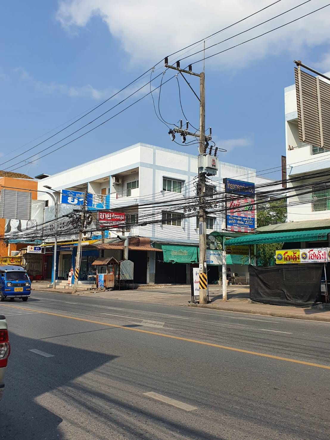 อาคารพาณิชย์ 3 ชั้นห้องริม ทำเลทอง ใจกลางเมืองสุราษฎร์ธานี