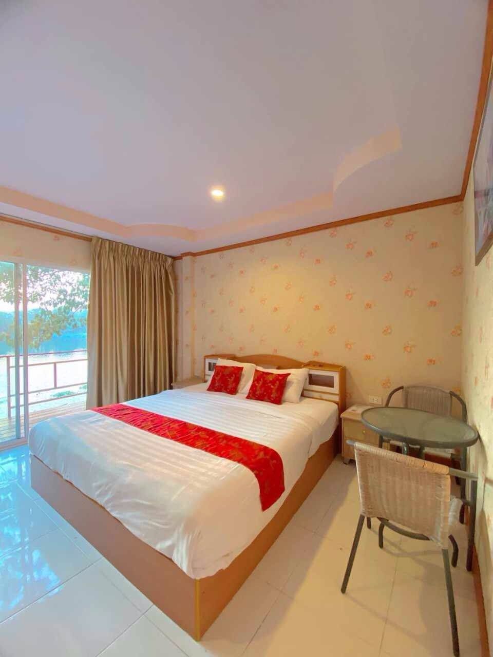 ขายรีสอร์ทกาญจนบุรี อำเภอเมือง ทำเลสวย ลงทุนต่อยอดได้ทันที