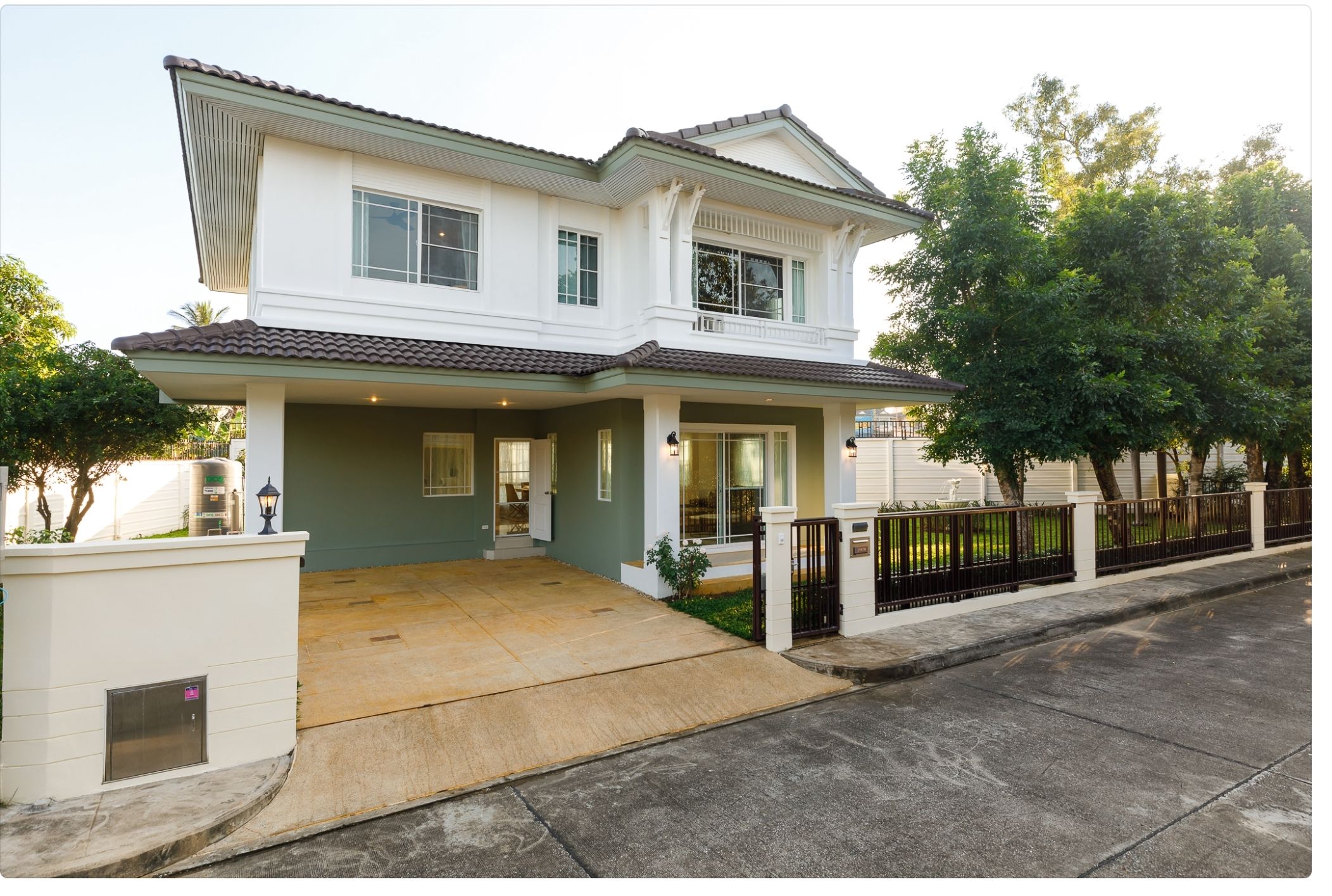 ขายบ้านหรูมีระดับ พร้อมอยู่ ในโครงการพรีเมี่ยม บนทำเลที่ดีที่สุดในเชียงใหม่ !!
