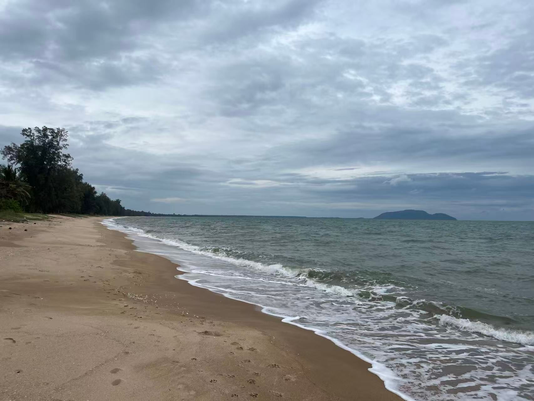 ขายด่วน! ที่ดิน 157ตรว. แปลงสี่เหลี่ยมสวยๆใกล้ชายหาด