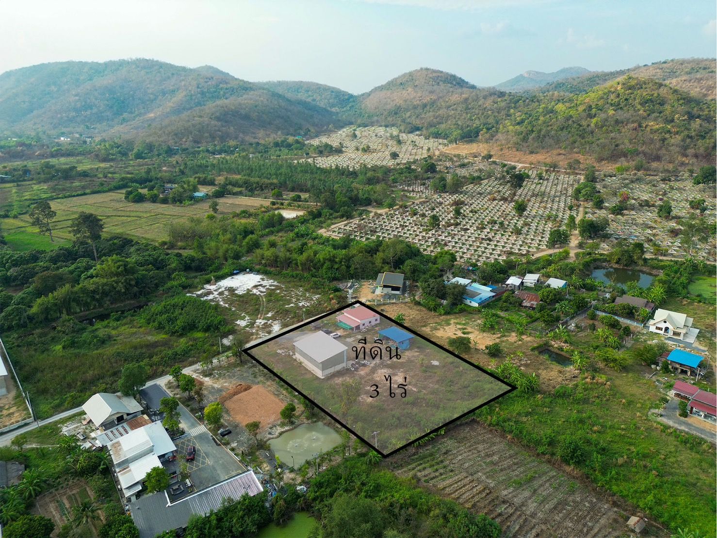 ขายที่ดินสระบุรี ที่ดินพร้อมบ้านและโกดัง ใกล้โรงพยาบาลวิหารแดง หนองแค สระบุรี 3-0-0 ไร่.
