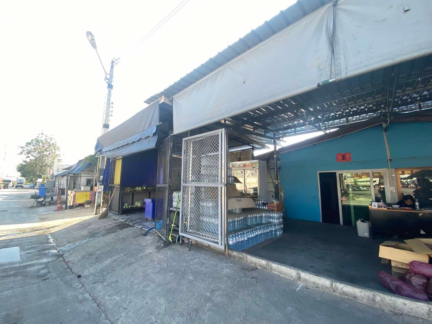 ขายบ้านพร้อมที่ดิน