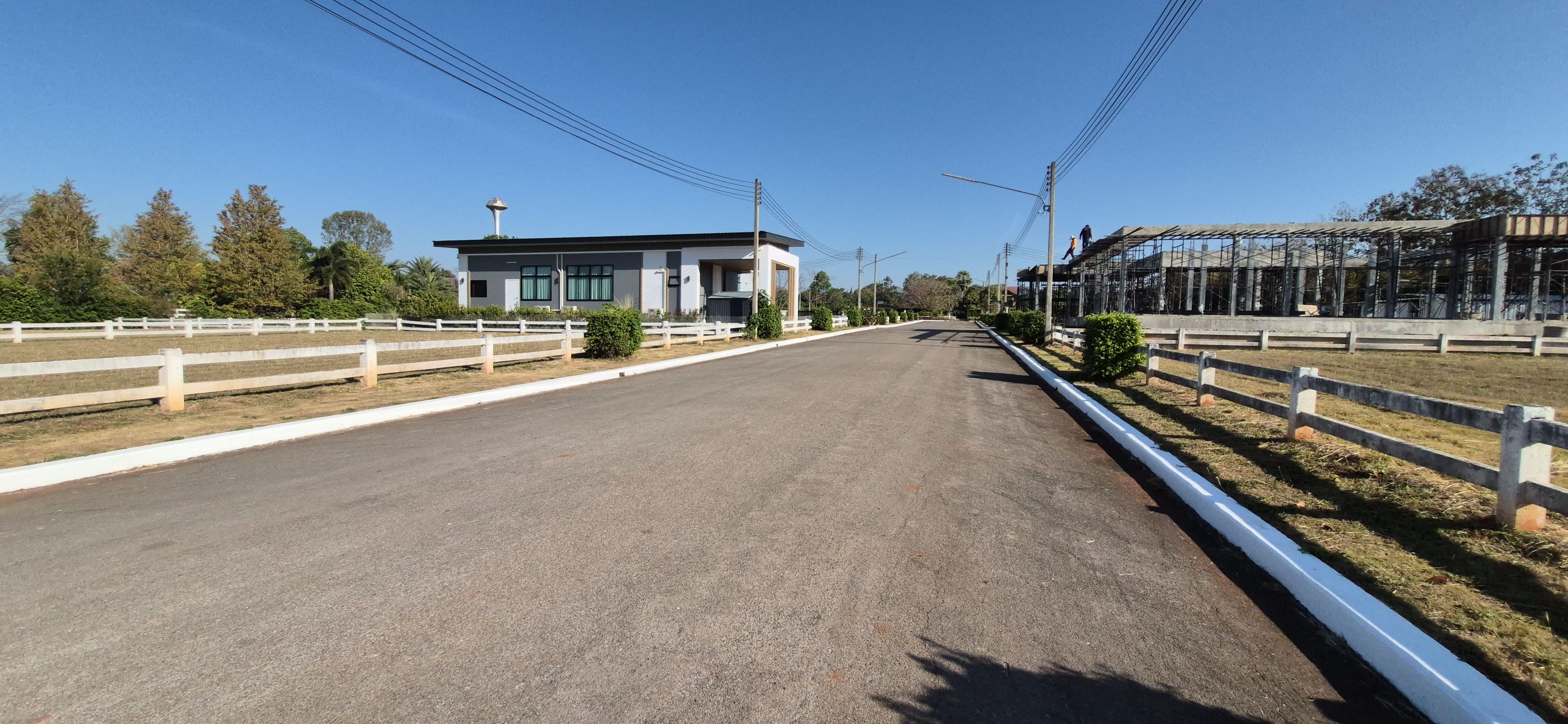 ขายที่ดินภายในโครการจัดสรร ถูกต้องตามกฎหมาย เนื้อที่เริ่มต้น 151 - 343 ตรว.