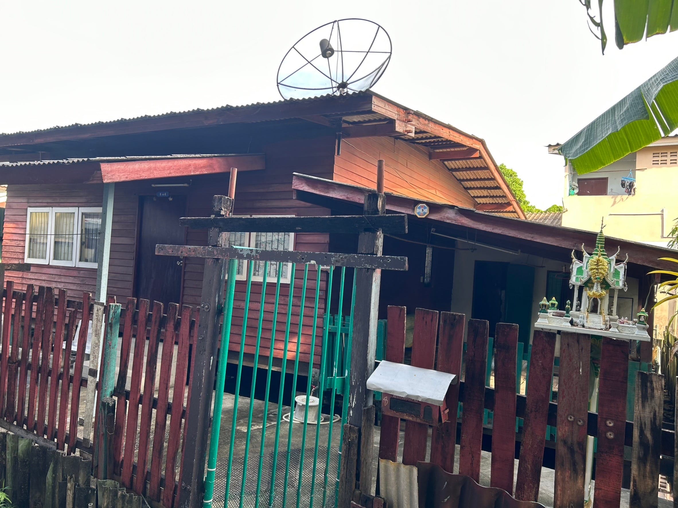 บ้านพร้อมที่ดิน ต.สำโรงใต้ อ.พระประแดง จ.สมุทรปราการ