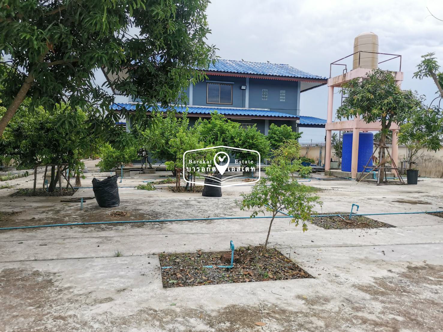 บ้านสวย 2 ชั้น พร้อมสวนผลไม้ ฟรี แอร์ ฟรีเฟอร์นิเจอร์ไม้สัก จังหวัดนครนายก
