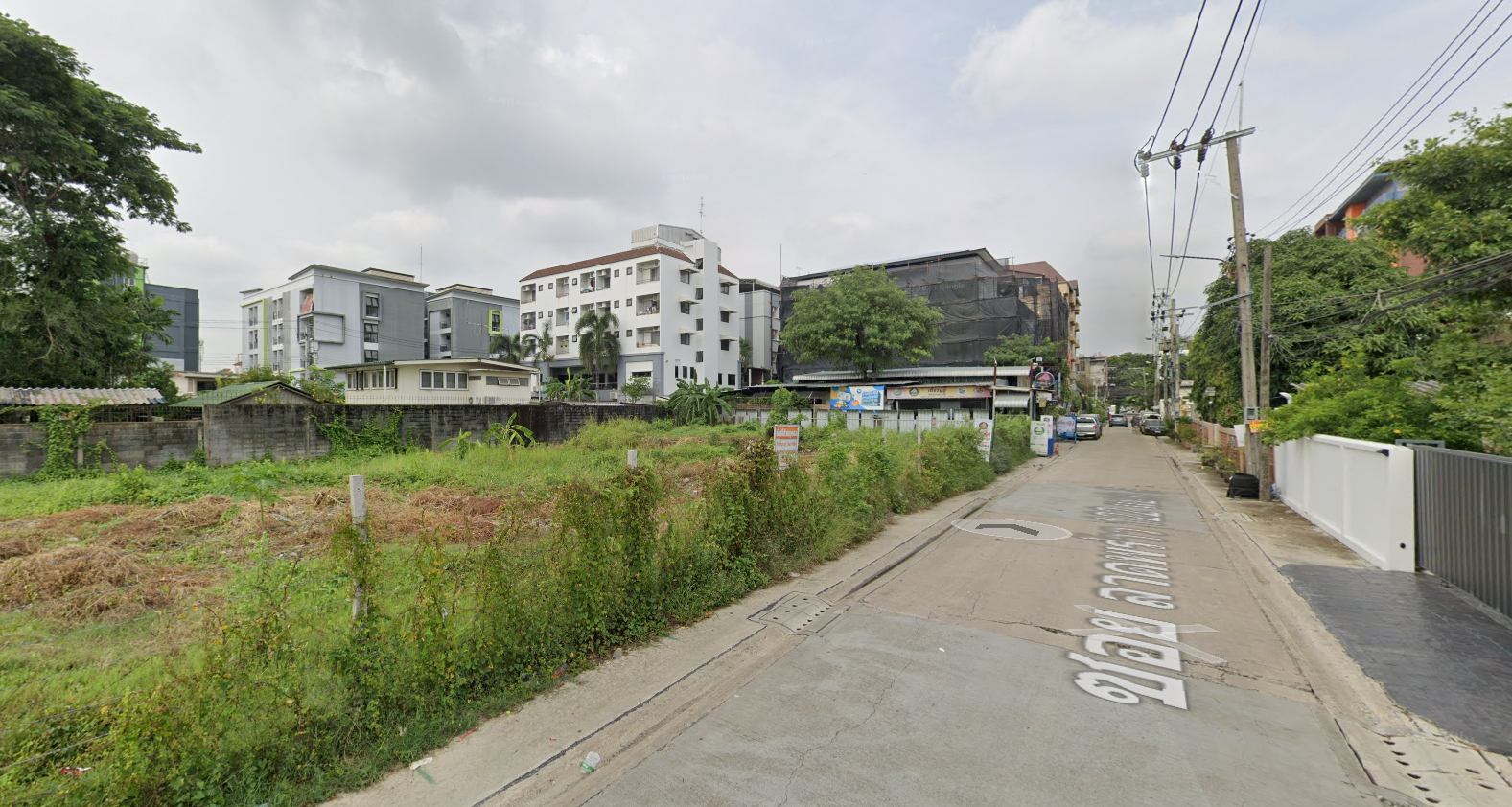 ขายที่ดินกรุงเทพฯ เขตวังทองหลาง ที่ดิน แปลงสวย ลาดพร้าว ใกล้ สถานีรถไฟฟ้ามหาดไทย สายสีเหลือง
