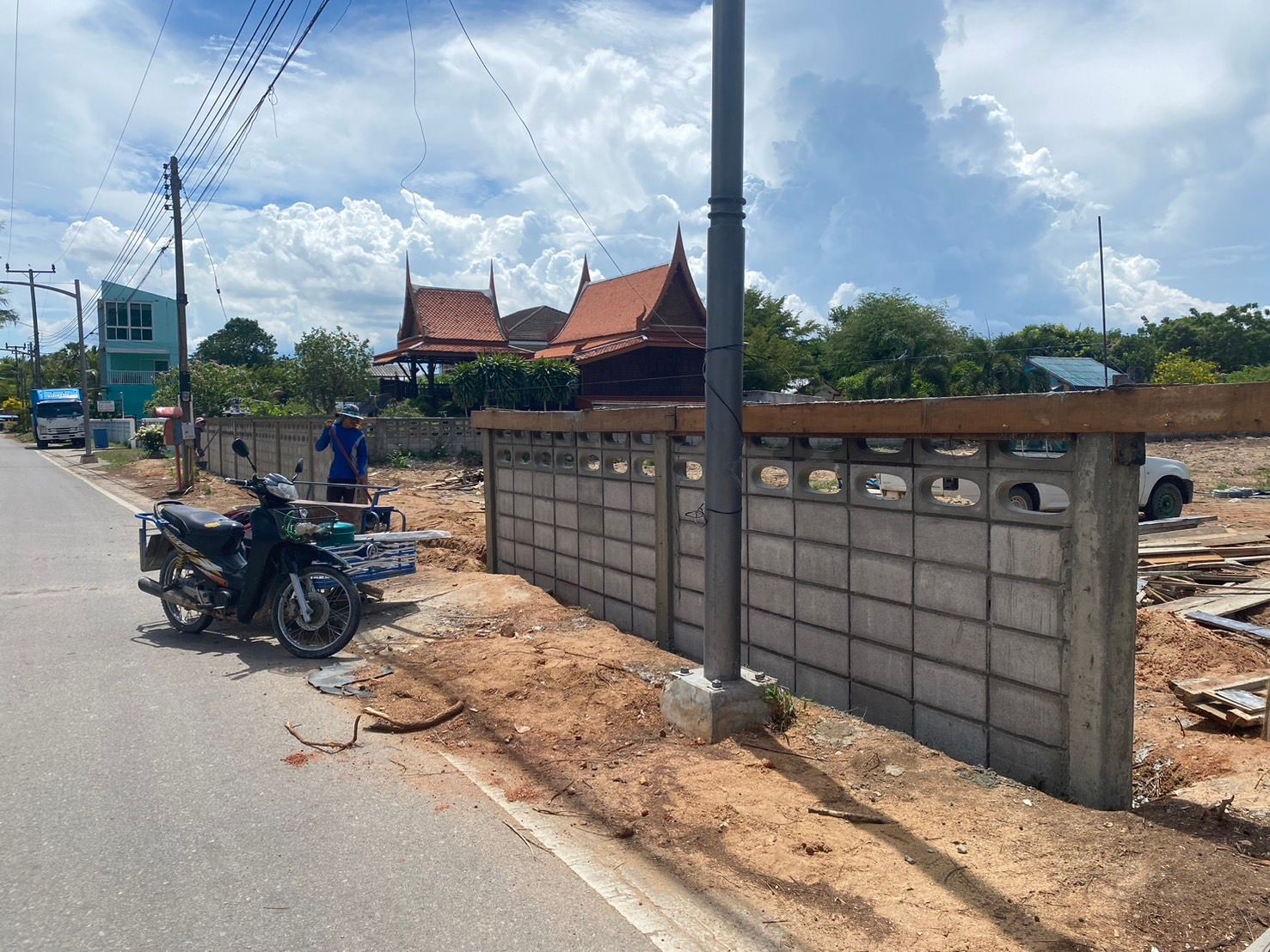 ที่ดินติดทะเลอ่าวน้อย เขาตาม่องล่าย 14 ไร่ 1 งาน 86 ตร.วา เหมาะพัฒนารีสอร์ต