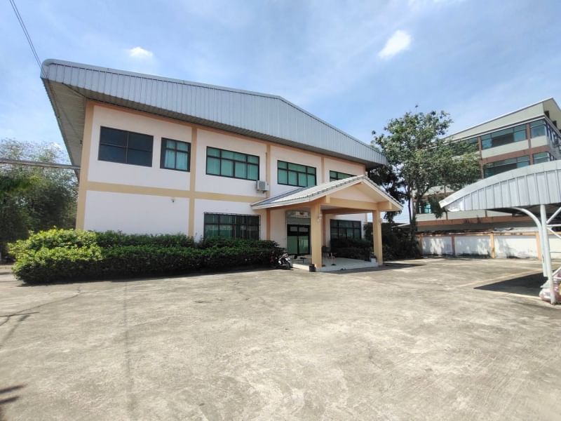 ขายที่ดิน พร้อมสิ่งปลูกสร้าง เป็นโรงงาน 2275 ตรม. นนทบุรี