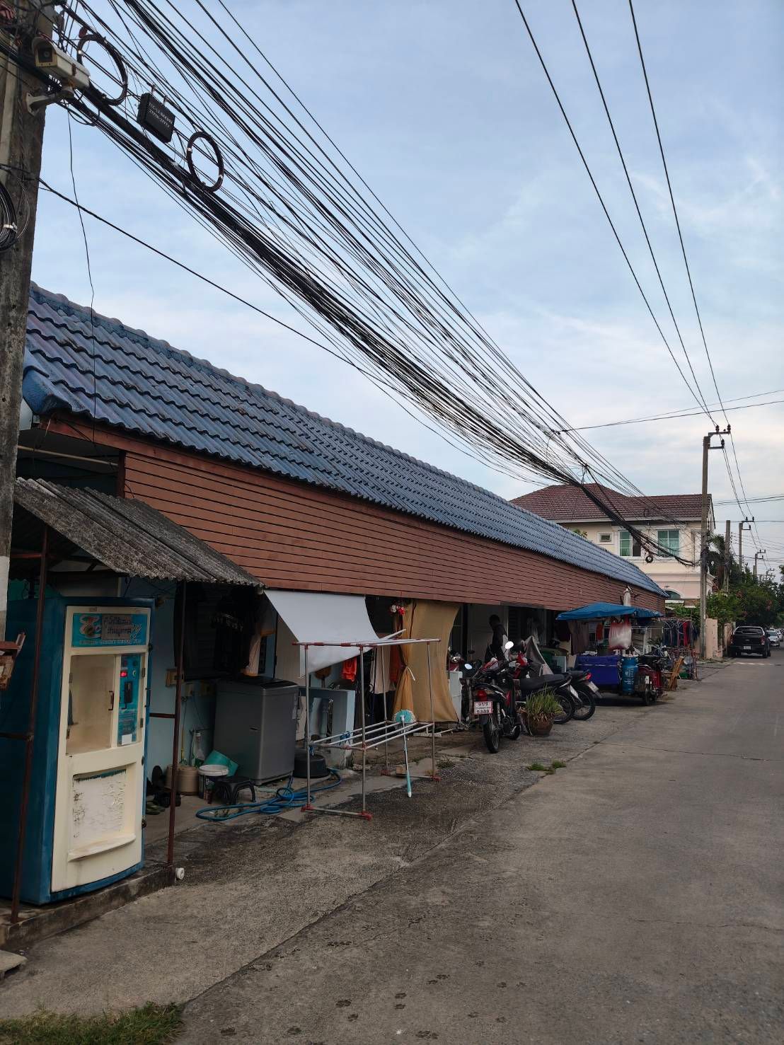 ขายบ้านเช่าพร้อมที่ดิน กรุงเทพฯ พระโขนง บ้านเช่าพร้อมที่ดิน 9 หลัง