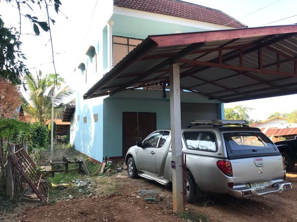 บ้านพร้อมที่ดิน ติดถนนดำ เพชรบูรณ์ 0-1-82 