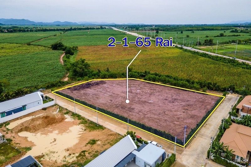 ขายที่ดินประจวบฯ อำเภอหัวหิน ที่ดินสวย ทำเลงาม บรรยากาศดี เดินทางสะดวก เหมาะลงทุนมาก 2-1-65 ไร่.