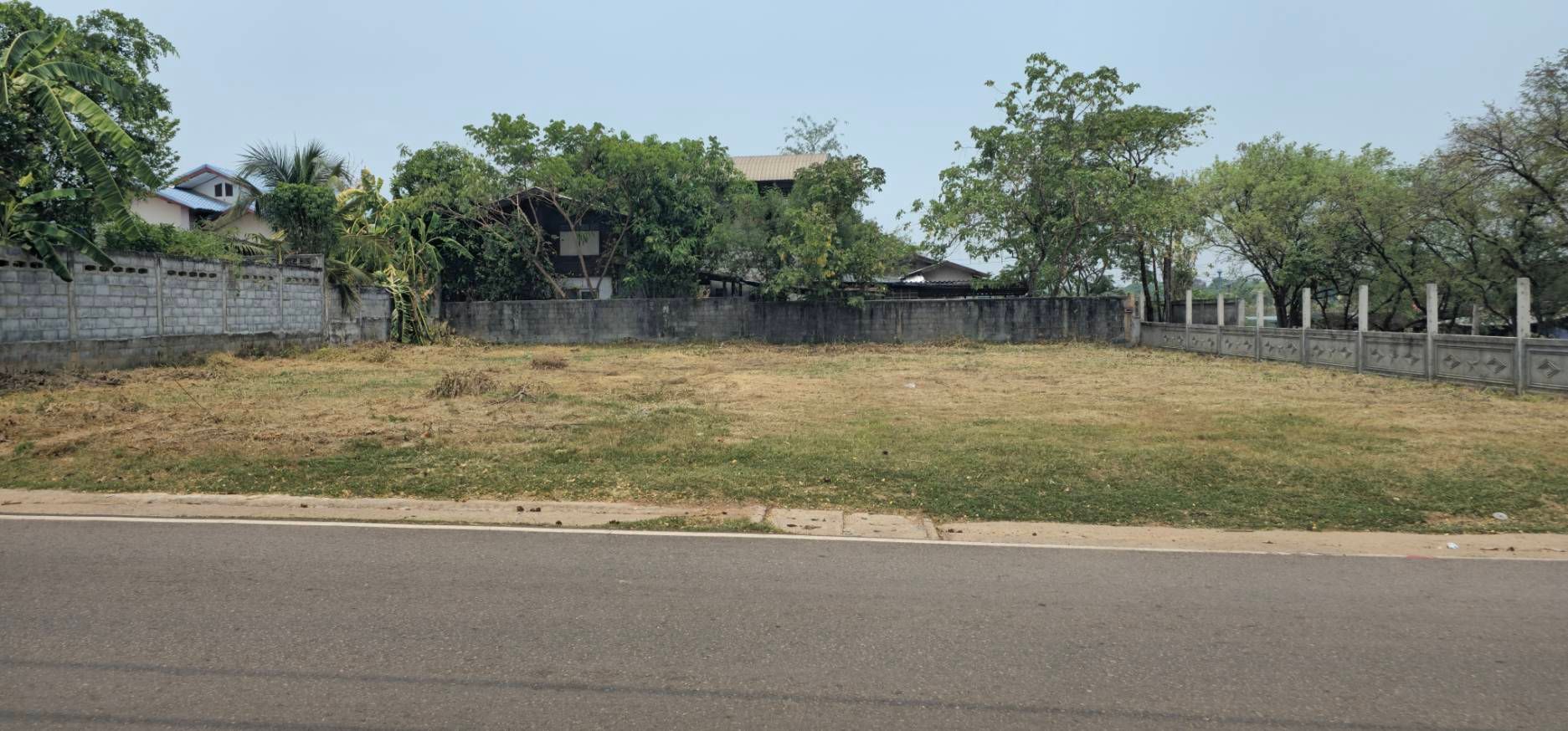 ขายที่ดินบ้านหนองขามหลังค่ายเสนีย์รณยุทธ