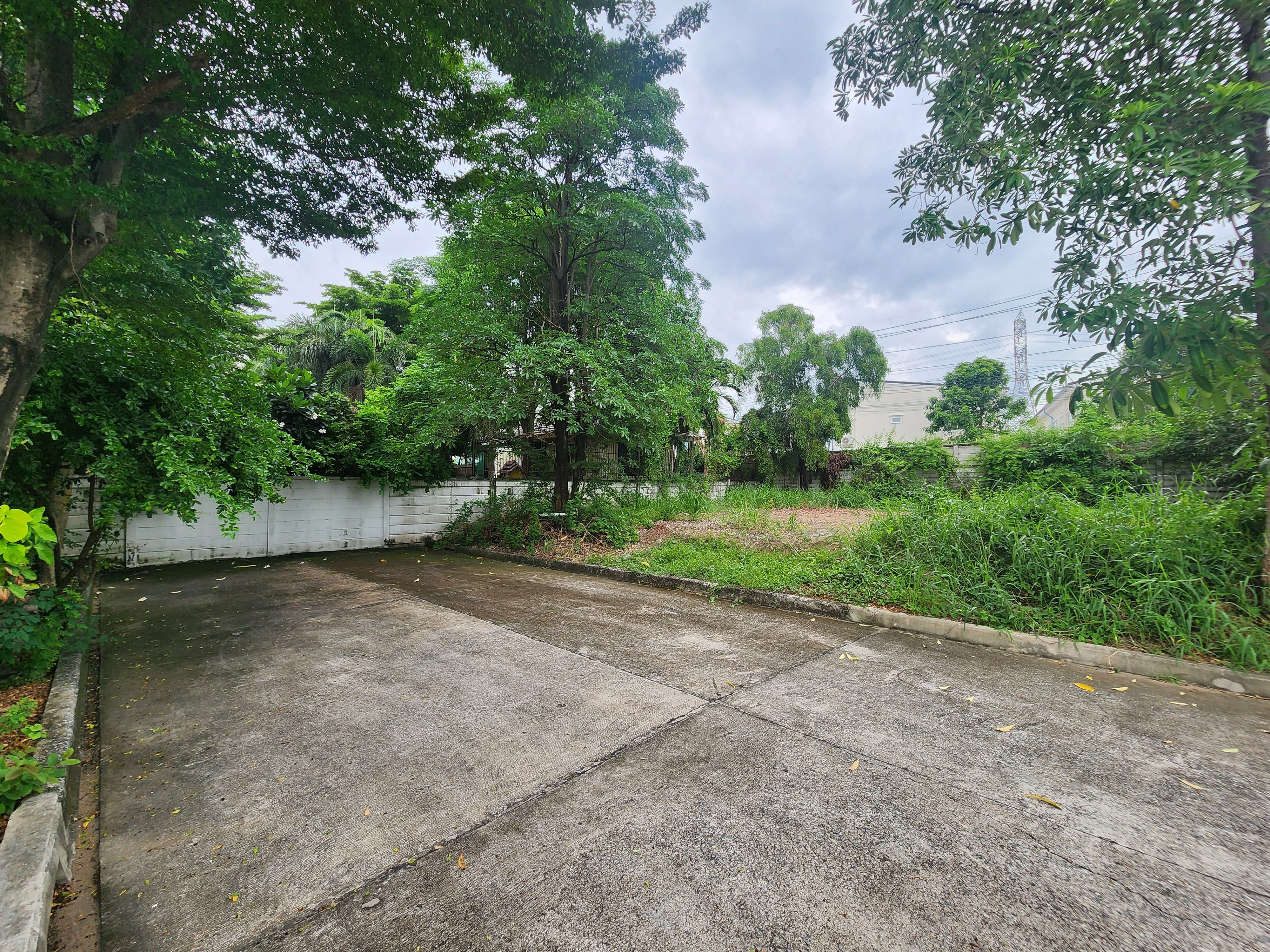 ขายที่ดิน 68 ตร.ว ในหมู่บ้าน Neo City ดอนเมือง กรุงเทพฯ เจ้าของขายเอง