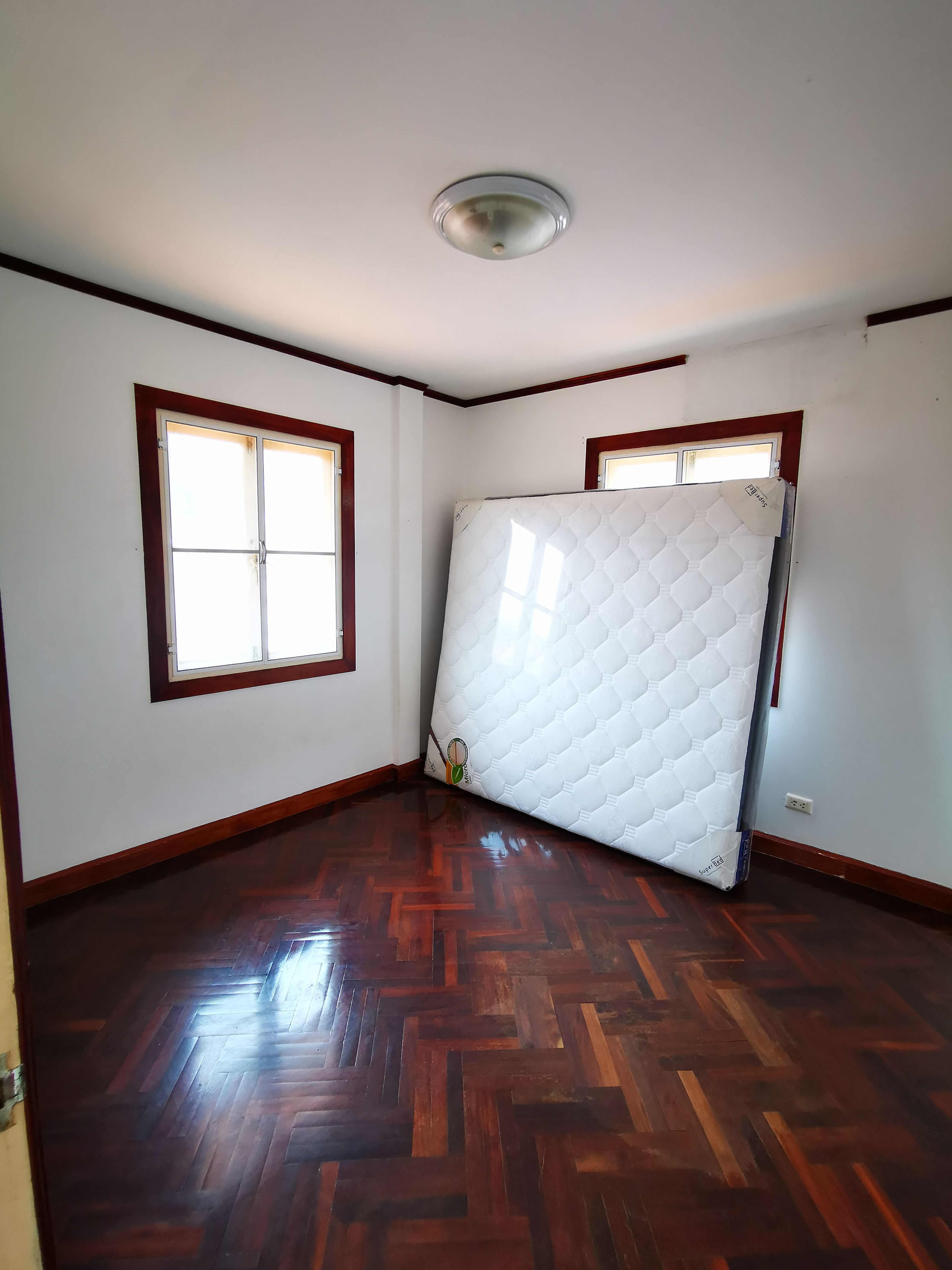 ใกล้ทะเล ใกล้ภูเขา บ้านเดี่ยว วิวภูเขา บ้าน2ชั้น 3นอน 2น้ำ สวนขนาดใหญ่ ทะเลสาบ แลนด์แอนด์เฮ้าส์ พาร์ค ภูเก็ต แลนด์ แอนด์ เฮ้าส์ พาร์ค ภูเก็ต Near Beach Near Mountain Detatched House 2 Storey Mountain Views 3 Bed 2 Bath Big Garden and Lake in common Area F