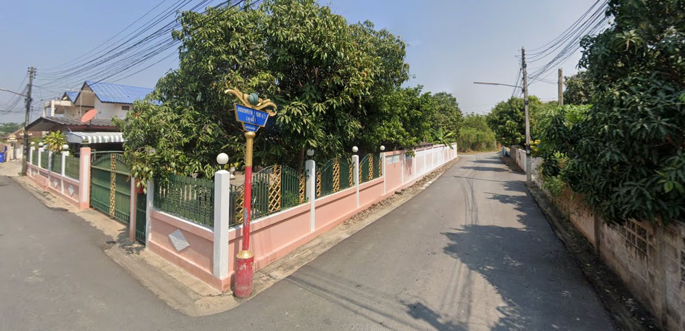ขายที่ดินพร้อมสิ่งปลูกสร้างหรือให้เช่า เนื้อที่ 196 ตรว. ต. บางกระเบา อ. นครชัยศรี จ. นครปฐม