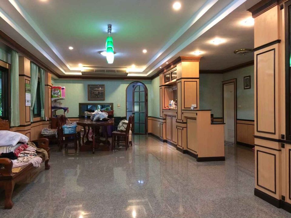 บ้านพร้อมที่ดิน อ.เมืองนครราชสีมา 10-1-27 ไร่