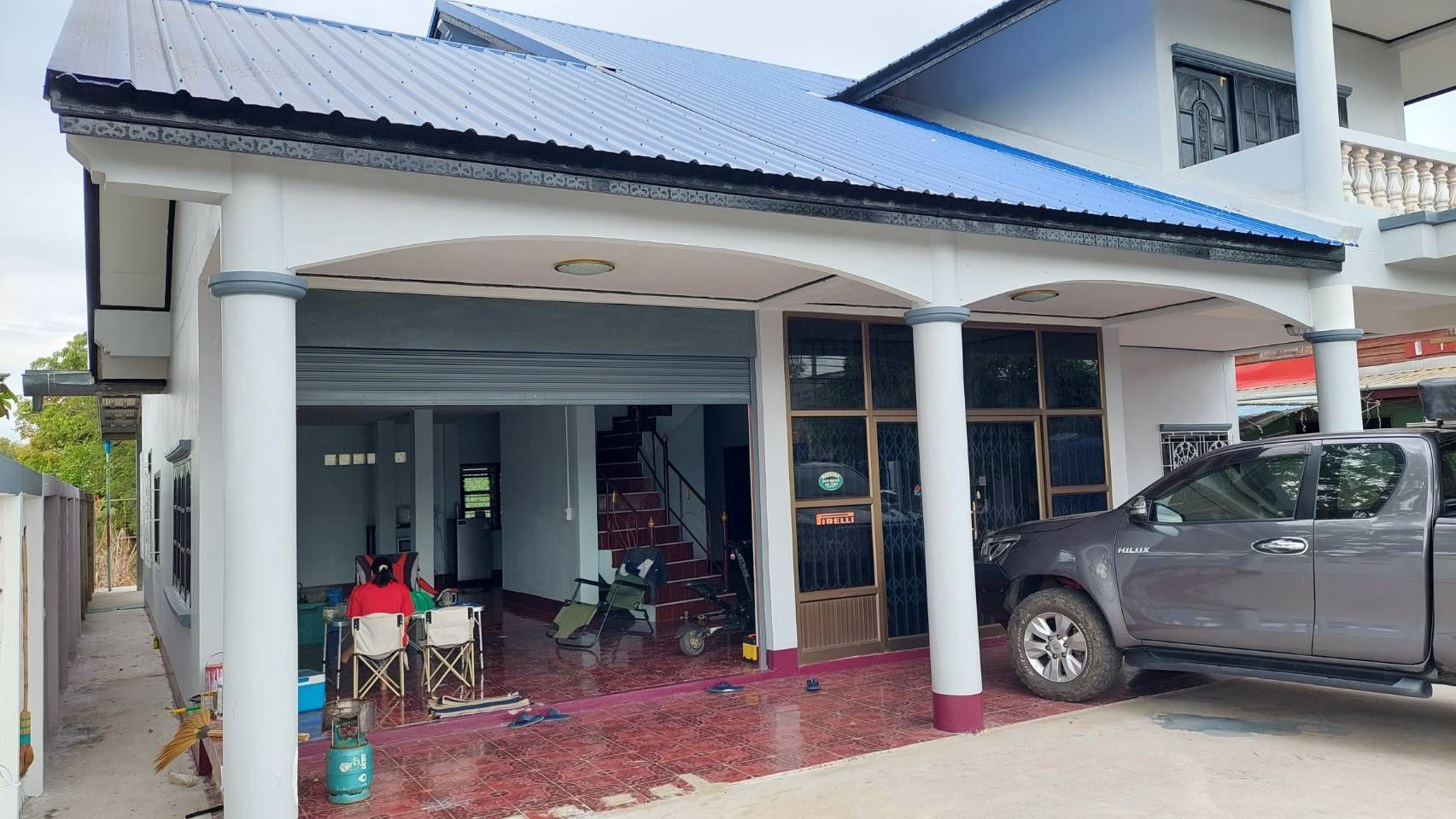 บ้านรีโนเวทพร้อมอยู่ 5ห้องนอน 2ห้องน้ำ ใกล้ตลาดแสนพัน ใกล้โลตัสธาตุพนม