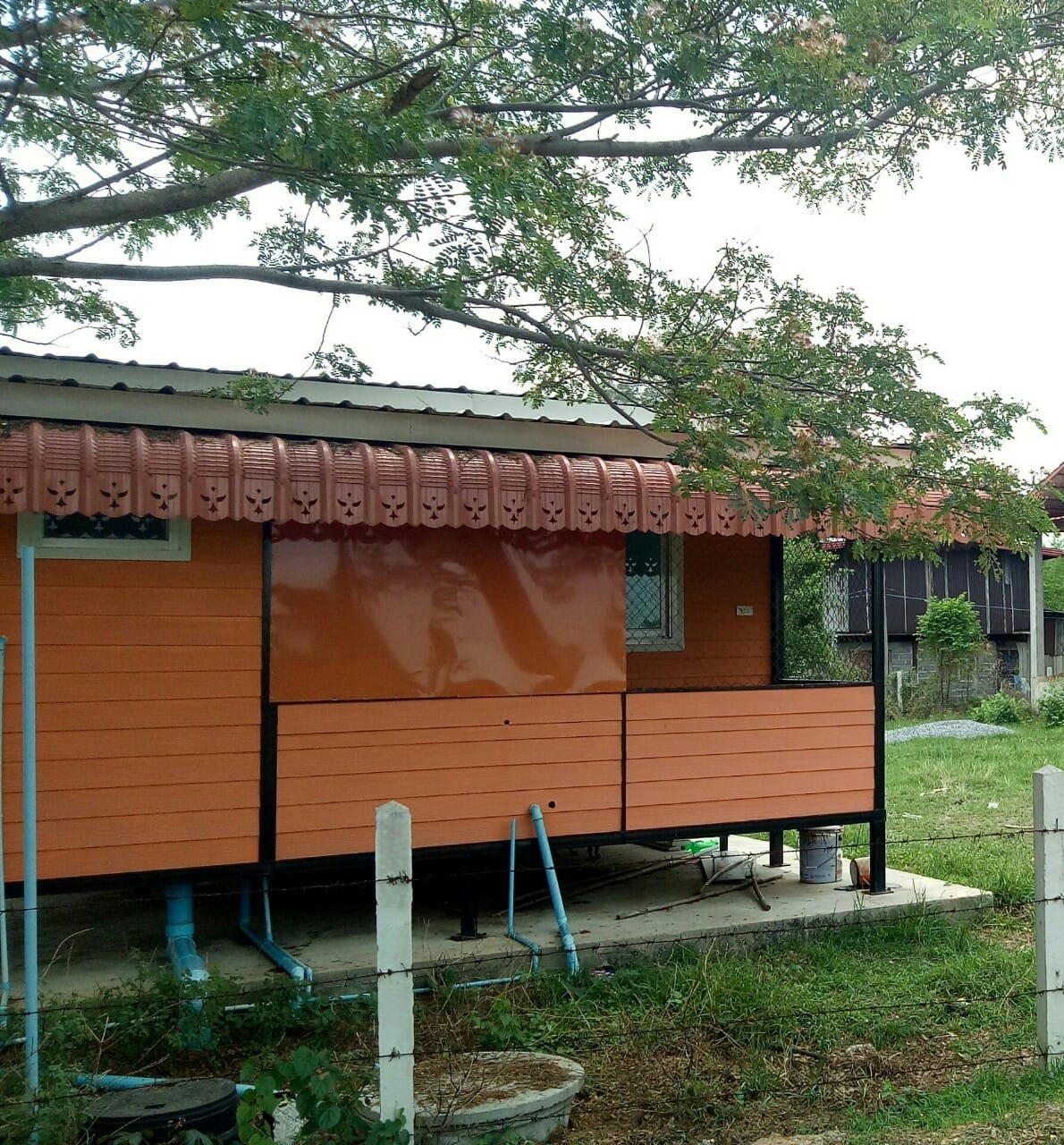 บ้านพร้อมที่ดิน 1-2-70 ไร่ 