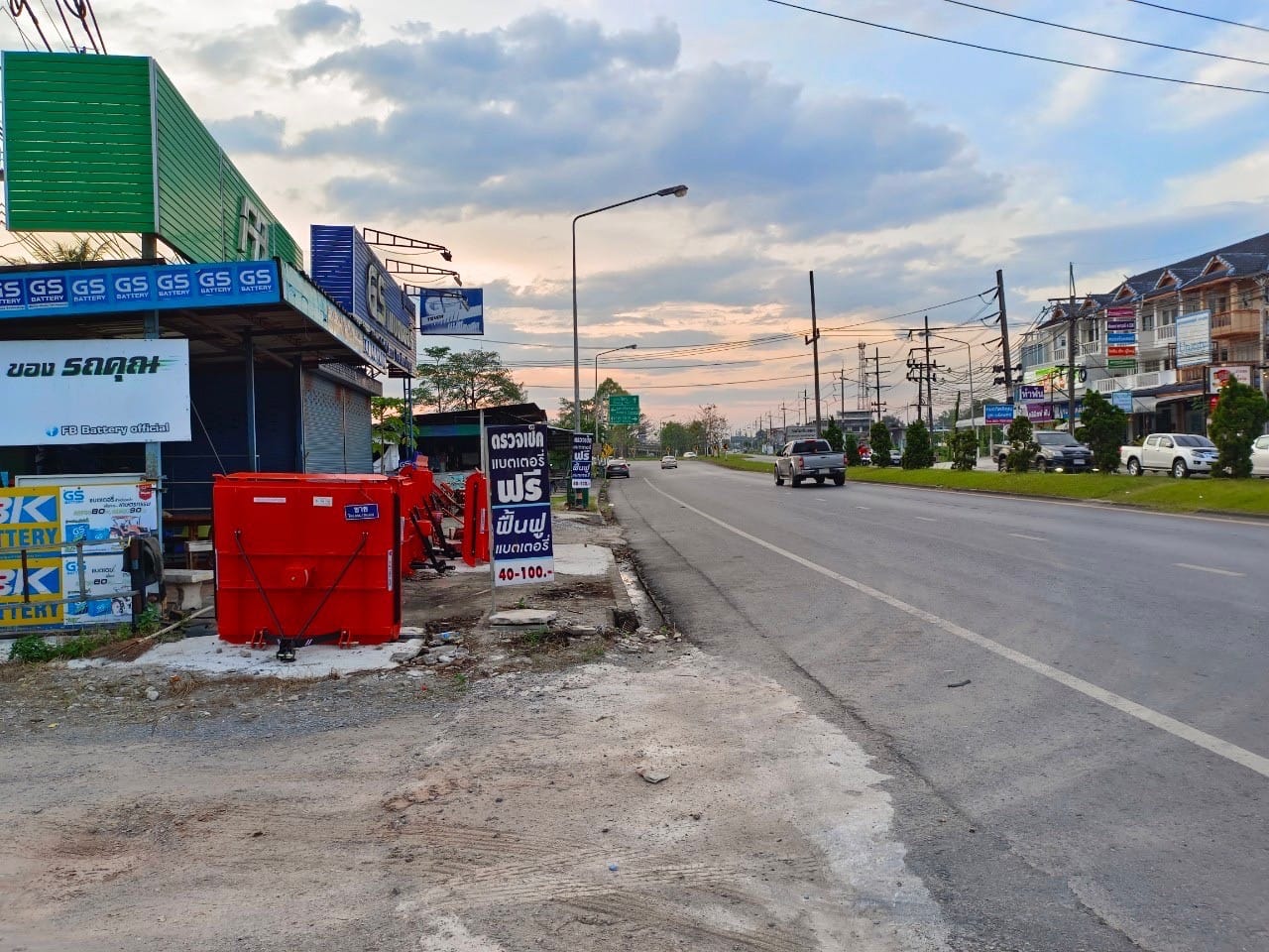 ขายที่ดินติดถนน ใกล้โรงพยาบาลทุ่งสง นครศรีธรรมราช