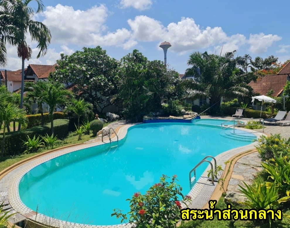 ขายบ้านแฝด 2 ชั้น โครงการบ้านเอกเขนก ใกล้ชายหาดแม่รำพึง