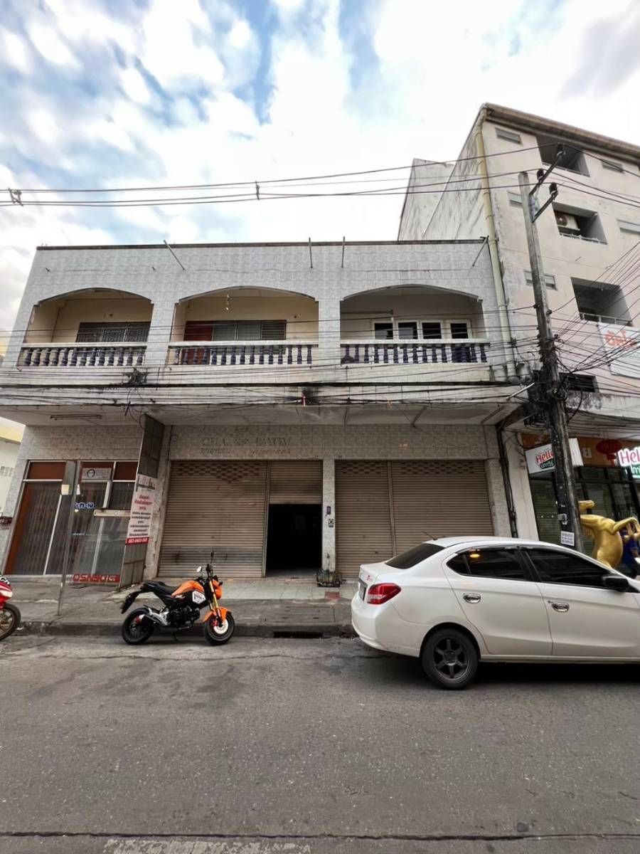 009-ขายอาคารหน้าราชภัฏอุดร 3.6ล้าน ต้นซอยกะเทย ใจกลางเมือง 