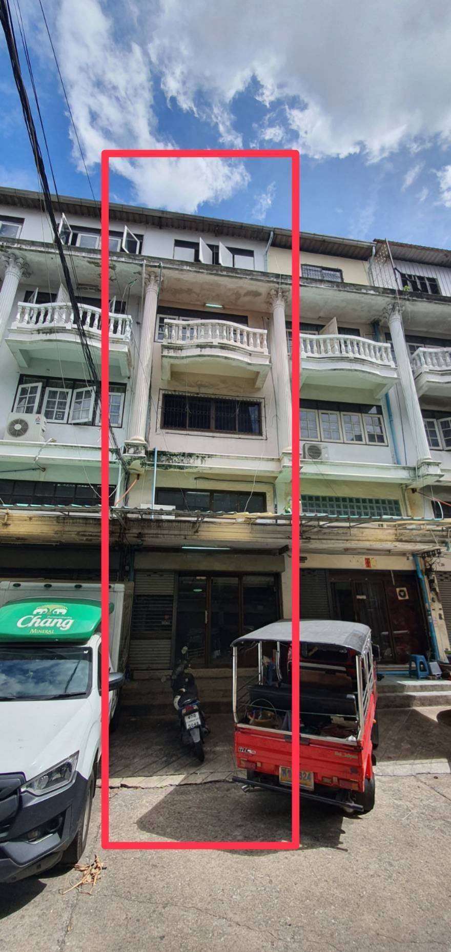 ฮมออฟฟิส อาคารพาณิชย์5ชั้น  - ต้นซอยสุขุมวิท101/1 - ใกล้รถไฟฟ้า150เมตร  - ใกล้ตึกtrue digital park สุขุมวิท101 และคอนโดซุปเปอร์มาเก็ต ลดเหลือ 10,900,000 บาท