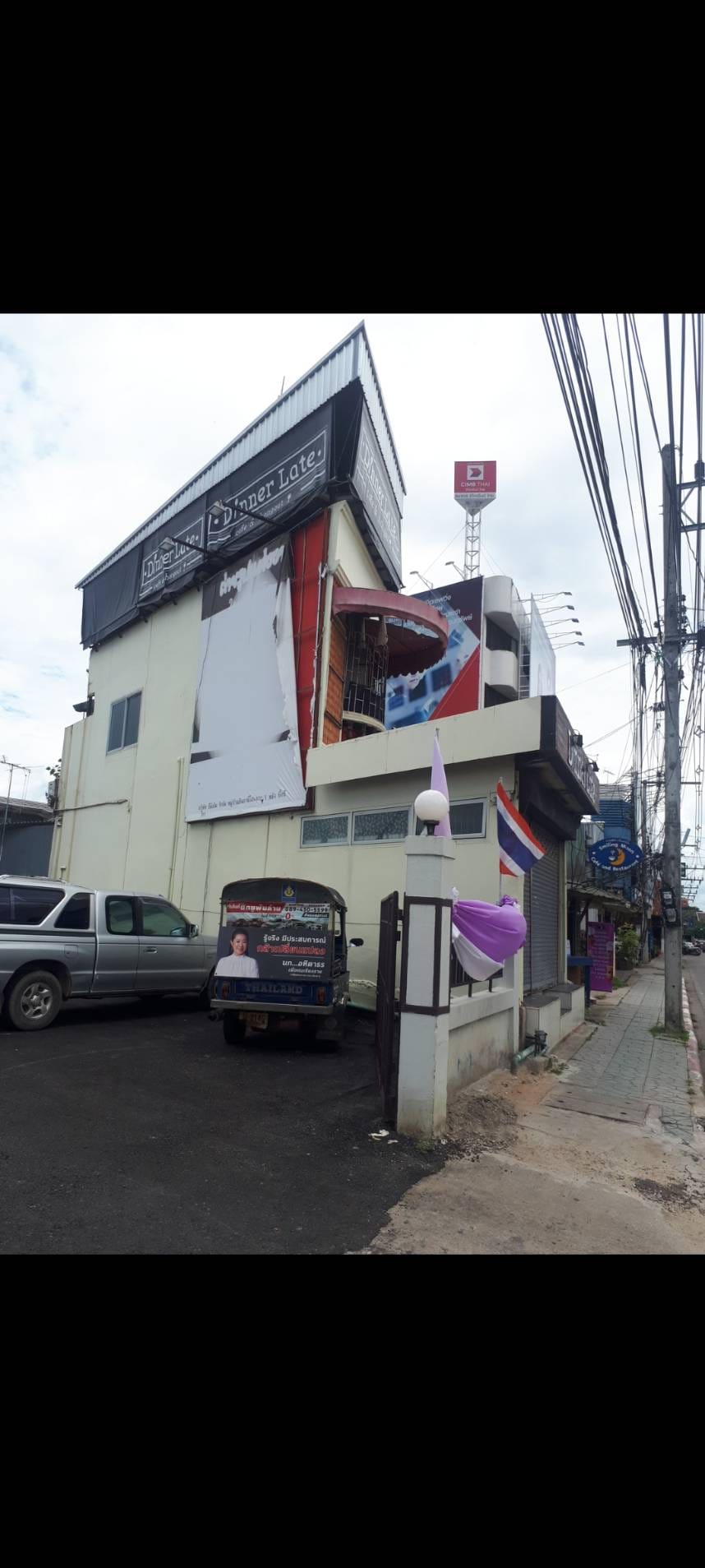 อาคาร2ชั้นครึ่ง ทำเลสวย ตรงข้ามโรงแรมเวียงอินทร์ 