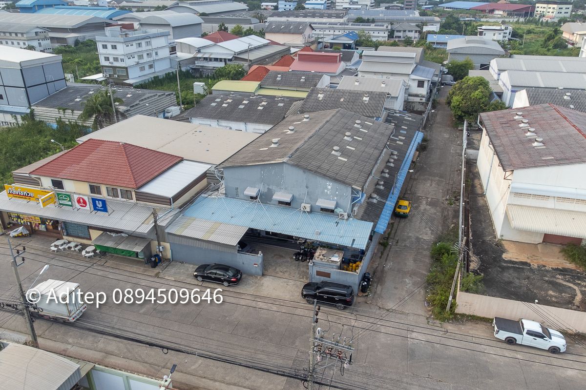ขายโรงงาน พร้อมกิจการผลิตกล่องหีบห่อบรรจุภัณฑ์ ทำเลทองในซอยเทียนทะเล 24 ขนส่งสะดวก เชื่อมต่อกับถนนบางขุนเทียน-ชายทะเล พระราม 2 เครื่องจักรครบชุด พร้อมดำเนินกิจการต่อได้ทันที