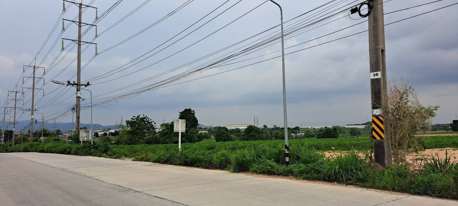 ขายที่ดิน ต.บ่อวิน อ.ศรีราชา จ.ชลบุรี เนื้อที่ 142 – 3 – 0 ตร.ว.