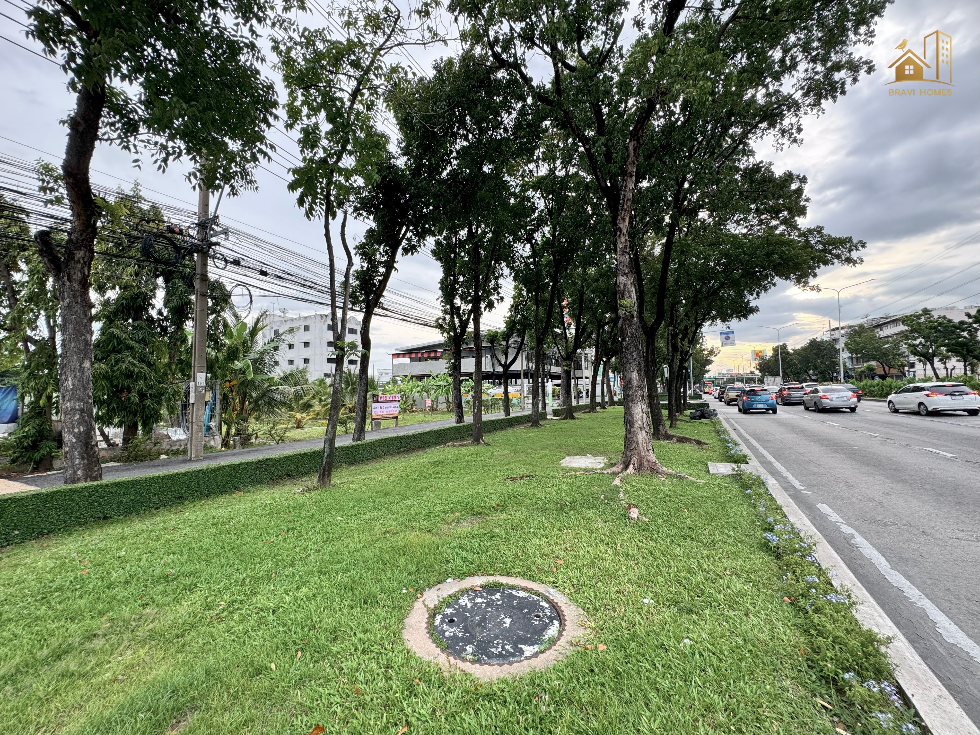 ขายที่ดินติดถนนเพชรเกษม 69/1 