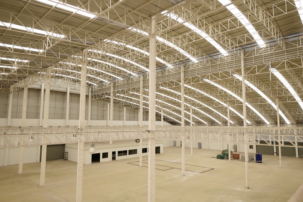 ขายที่ดินผังสีม่วง 96 ไร่ พร้อมโรงงาน 17000 ตรม.มีห้องพักคนงาน ปราจีนบุรี