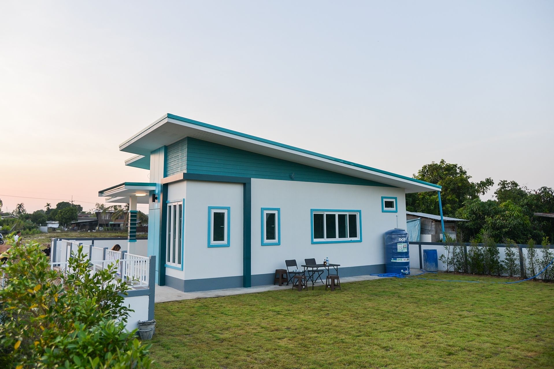บ้านพร้อมที่ดิน 3 ห้องนอน 1 โถง 1 ห้องน้ำ